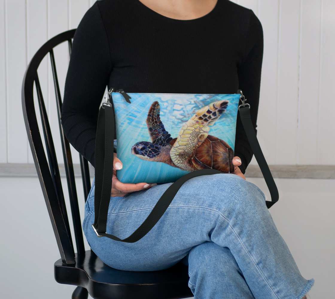Aloha Spirit Honu Art Purse | Kaua‘i Christie’s Art