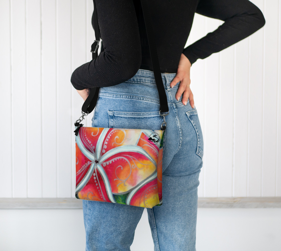 Plumeria Go Round Art Purse | Kaua‘i Christie’s Art