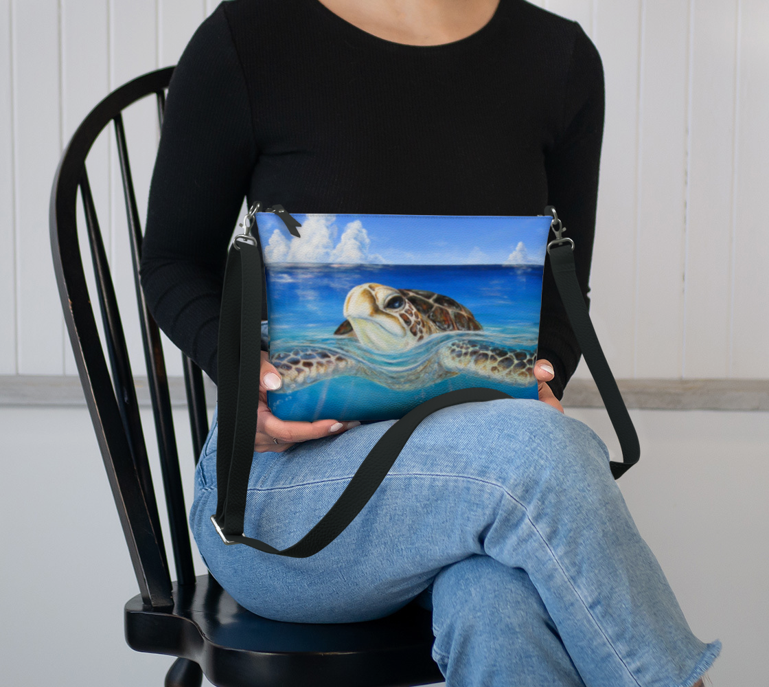Peace of the Tropics Honu Art Purse | Kaua‘i Christie’s Art